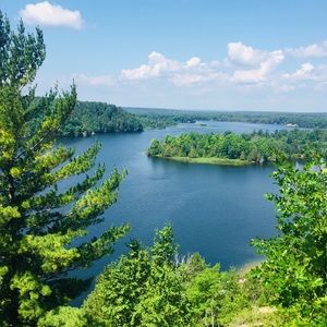 Meet your Posher, Bahia